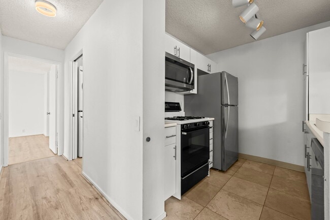 91-284-284 Hanapouli Cir in Ewa Beach, HI - Building Photo - Building Photo