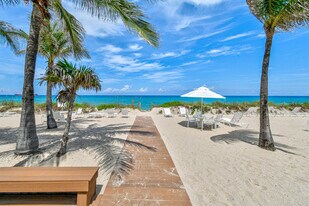 170 N Ocean Blvd in Palm Beach, FL - Building Photo