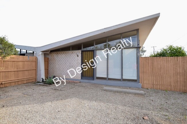 property at 4616 E Fairmount St