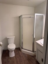 1693 Arlington Ct in Turlock, CA - Building Photo - Building Photo