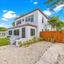 331 S Federal Hwy in Lake Worth Beach, FL - Foto de edificio - Building Photo