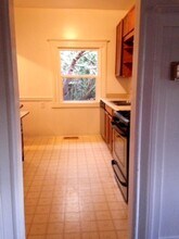 1652 RUSSELL ST in Berkeley, CA - Foto de edificio - Building Photo