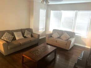 3752 W Giddings St in Chicago, IL - Building Photo - Building Photo