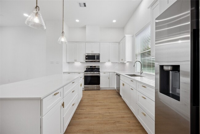property at 835 Rachel St