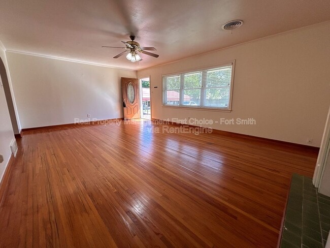 1306 S 41st St in Fort Smith, AR - Foto de edificio - Building Photo