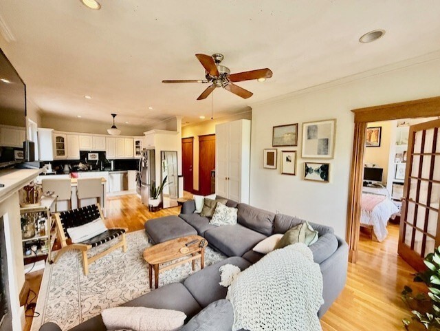 13 Worcester St, Unit 2 in Boston, MA - Building Photo - Building Photo