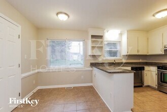 11242 Kingfisher Dr in Charlotte, NC - Building Photo - Building Photo