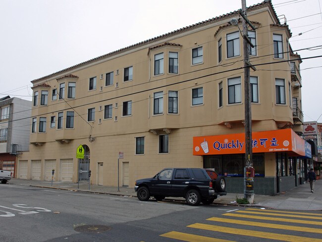 2205 Clement St in San Francisco, CA - Building Photo - Building Photo