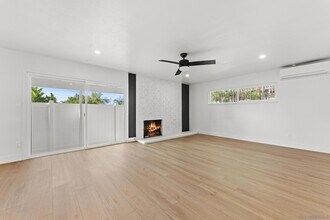8875 Gowdy Ave, Unit 2BD in San Diego, CA - Building Photo - Building Photo