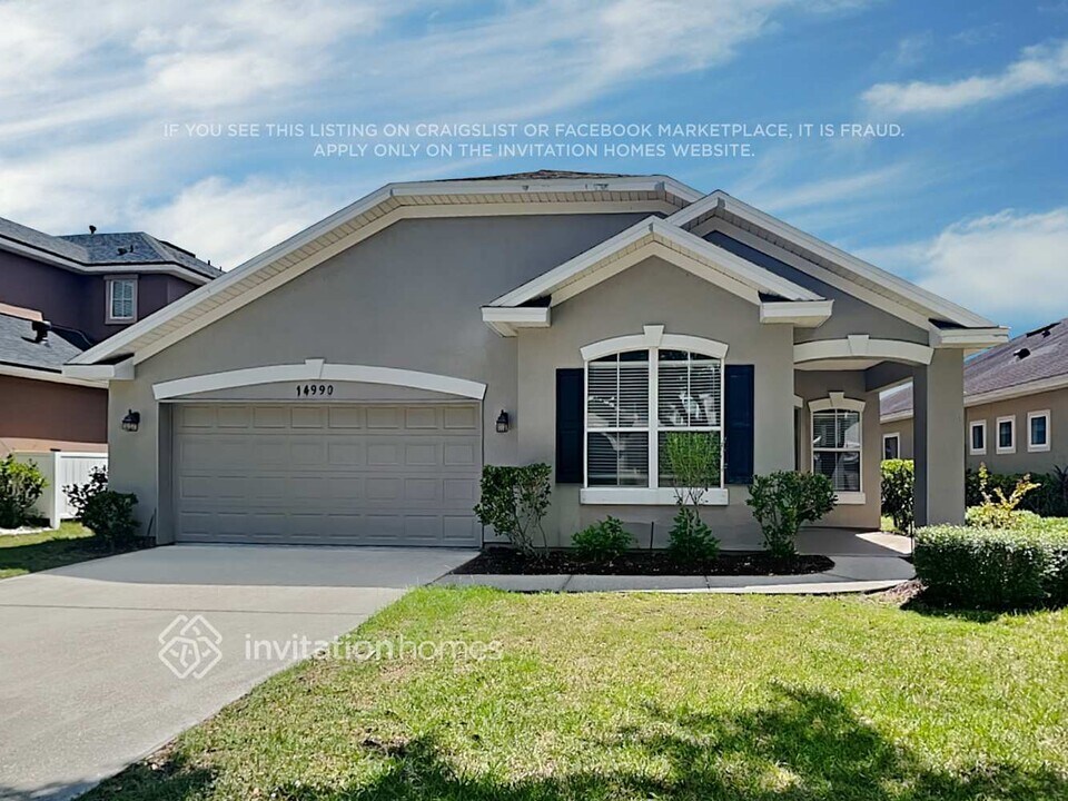 14990 Bulow Creek Dr in Jacksonville, FL - Foto de edificio