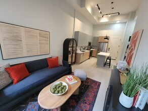 3355 NW 82nd Ct, Unit A1 in Doral, FL - Building Photo - Building Photo