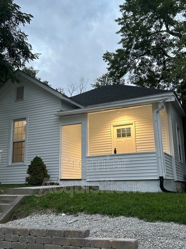 property at 825 Easton St