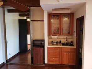 1331 Willow St, Unit Bayside Studio in San Diego, CA - Building Photo - Building Photo