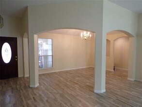22 Quince Tree Pl in Conroe, TX - Building Photo - Building Photo