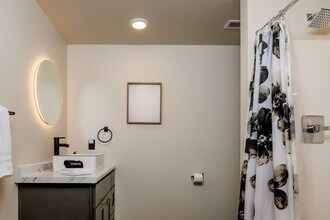 127 N Appleton St in Appleton, WI - Building Photo - Building Photo