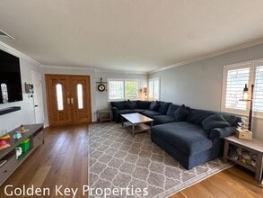 3805 Nautical Dr in Carlsbad, CA - Building Photo - Building Photo