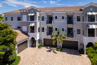 Ravenna at Miromar Lakes in Miromar Lakes, FL - Building Photo - Building Photo