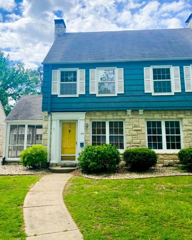 property at 1815 Laramie St