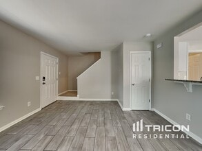 11 Peridot Pl in Durham, NC - Building Photo - Building Photo