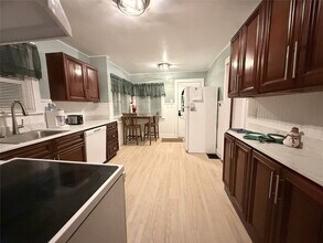 498 Grand Ave in Johnson City, NY - Building Photo - Building Photo