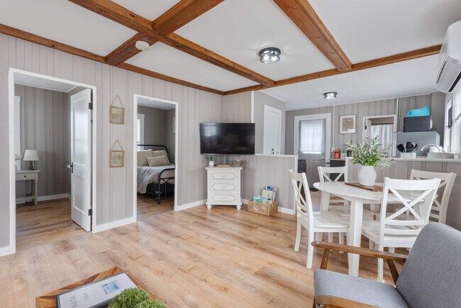 2 Island Path in Hampton, NH - Building Photo - Building Photo