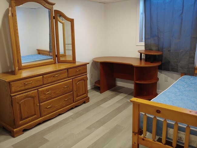 25 Tupper Dr in Thorold, ON - Building Photo - Building Photo