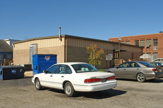 Westmoreland Apartments in Huntington, WV - Building Photo - Building Photo