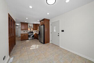 1515 Highland Ave in Glendale Heights, IL - Building Photo - Building Photo