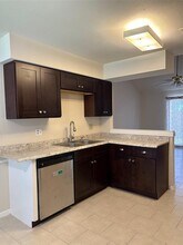 9506 Misty Bridge St in Houston, TX - Building Photo - Building Photo