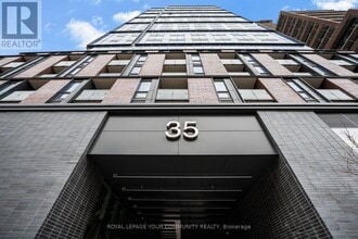 35 Parliament St in Toronto, ON - Building Photo - Building Photo