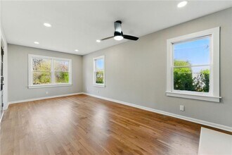 10 Cochran Rd SE in Marietta, GA - Building Photo - Building Photo