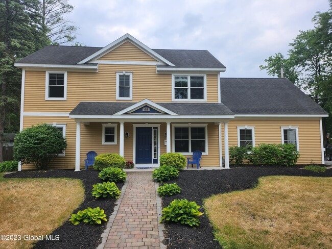 48 Wright St in Saratoga Springs, NY - Building Photo - Building Photo