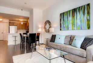 388 Washington Blvd in Jersey City, NJ - Building Photo