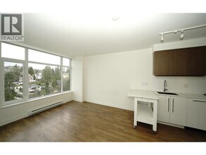 188 Agnes St in New Westminster, BC - Building Photo - Building Photo