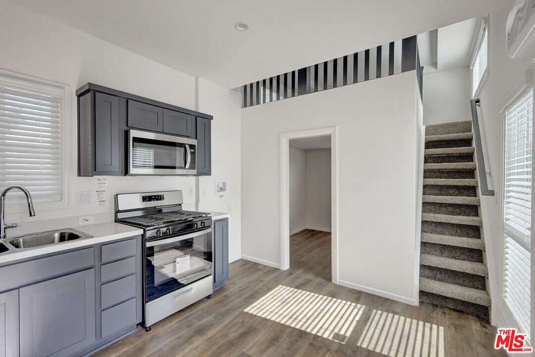 17650 Grand Ave in Lake Elsinore, CA - Building Photo