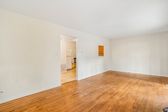 11526 S Racine Ave in Chicago, IL - Building Photo - Building Photo