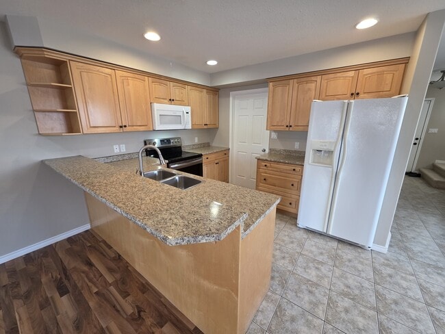 9526-9597 97 Ave in Fort St John, BC - Building Photo - Building Photo