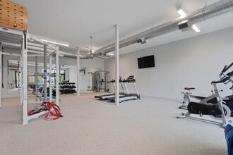 2501 Bienville Blvd in Ocean Springs, MS - Foto de edificio - Building Photo