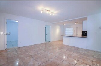11004 NE 13th Ave-Unit -11004 in Miami, FL - Building Photo - Building Photo