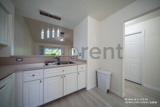 840 SE 8th St in Cape Coral, FL - Building Photo - Building Photo