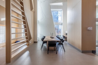 Pier West in New Westminster, BC - Building Photo - Lobby