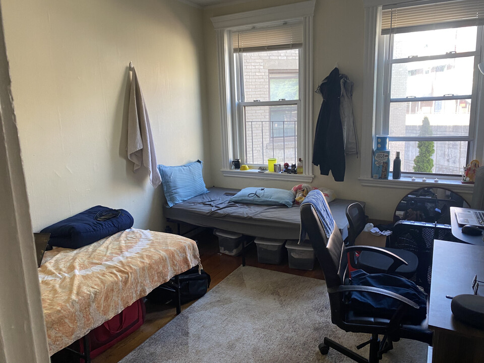 368 Riverway, Unit 21 in Boston, MA - Building Photo