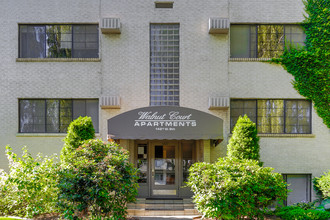 Walnut Court in Spokane, WA - Foto de edificio - Building Photo