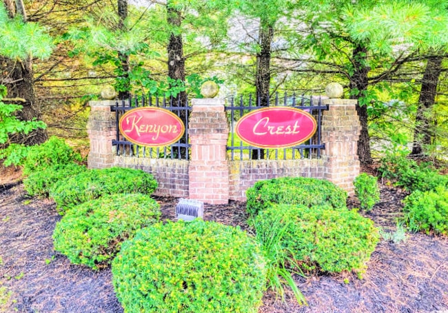 2158 Kenyon St. N.E., Unit Unit B