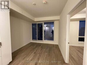 28 Freeland St in Toronto, ON - Building Photo - Building Photo