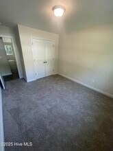 618 Walnut Dr in Jacksonville, NC - Building Photo - Building Photo