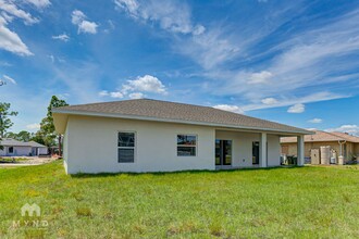 5330 Iota Ct in North Port, FL - Building Photo - Building Photo