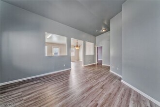 929 Baritone Way in North Las Vegas, NV - Building Photo - Building Photo