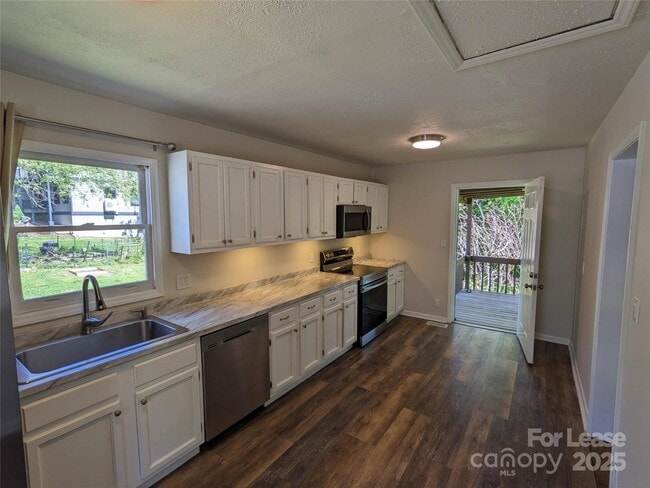 25.5 Woodrow Ave in Asheville, NC - Building Photo - Building Photo