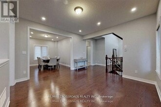 62 Romanelli Cres in Bradford West Gwillimbury, ON - Building Photo - Building Photo